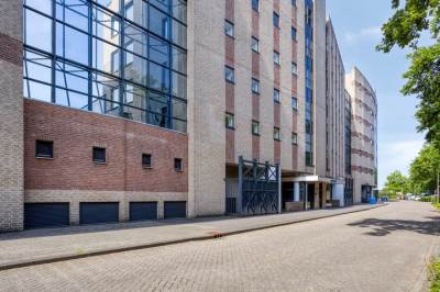 Woning Van Leeuwenhoeklaan 18 Roosendaal