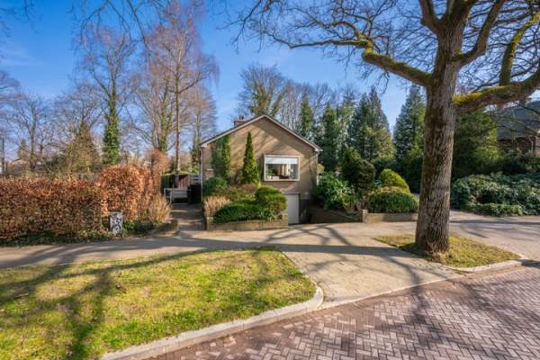 Woning Generaal Van Heutszlaan 82 Apeldoorn