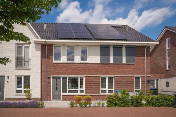 Woning Annie M.G. Schmidthof 13 Zaltbommel