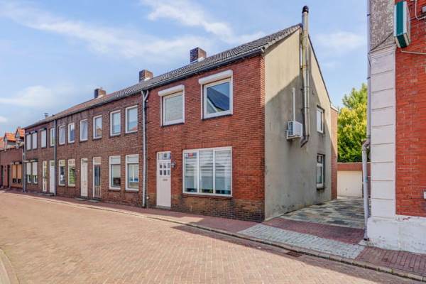 Woning Maasstraat 4 Arcen