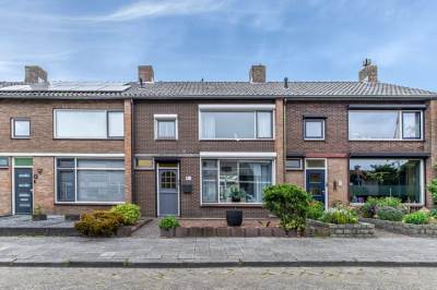 Woning Rector de Kortstraat 4 Halsteren