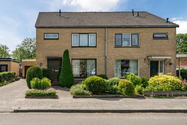 Woning Elzenlaan 4 Zuid-Scharwoude