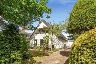 Woning Emmalaan 11 Bergen (NH)