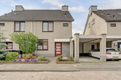 Woning Amazonestraat 16 Spijkenisse