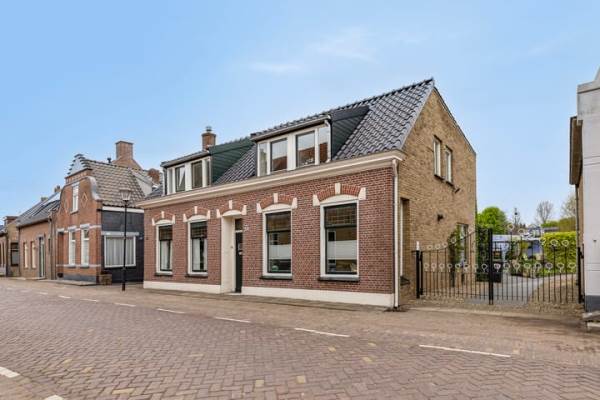 Woning Nieuwlandsedijk 34 Lage Zwaluwe