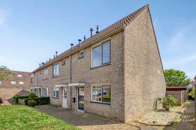 Woning Emmastraat 4 Numansdorp