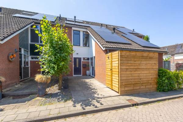 Woning Van den Boetzelaerlaan 85 Langerak