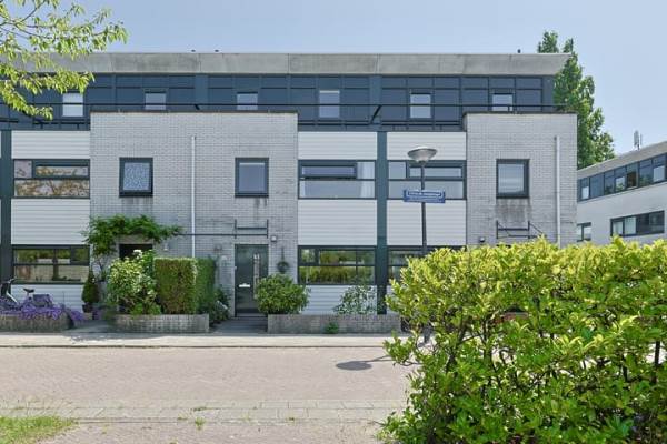 Woning Chris de Jongstraat 20 Leiden