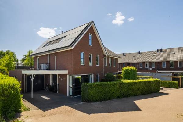 Woning Dorpsplein 10F Wekerom