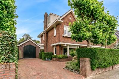 Woning De Savornin Lohmanlaan 10 Velsen-Zuid