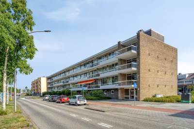 Woning Admiraal de Ruyterweg 13 Zwijndrecht