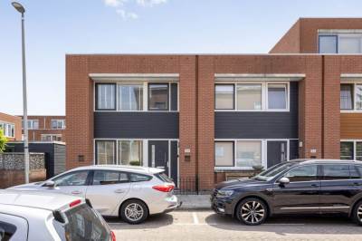 Woning Zuidzijdsedijk 144 Hoogvliet Rotterdam