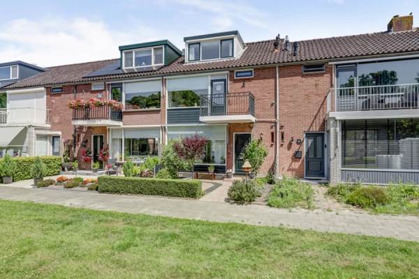 Woning Weteringsingel 78 Hendrik-Ido-Ambacht