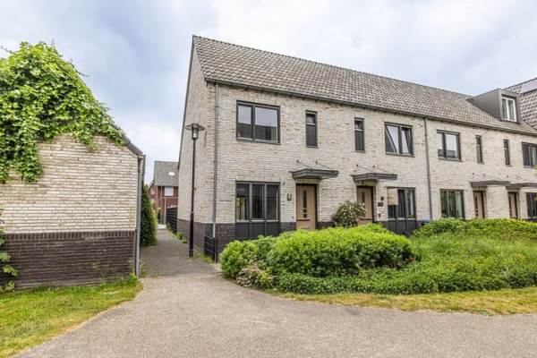 Woning IJsselsteenhof 1 Hillegom