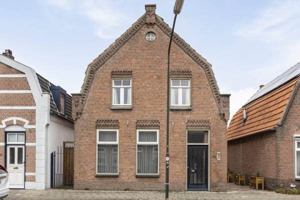 Woning Hezelaarstraat 12 Veghel