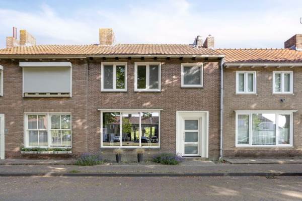 Woning Lange Heerenstraat 9 Schoondijke