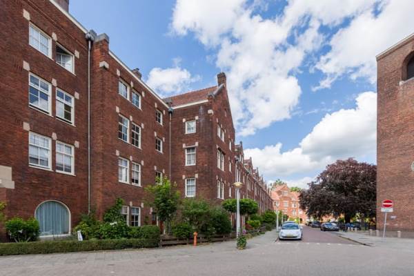 Woning Linnaeushof 92 Amsterdam