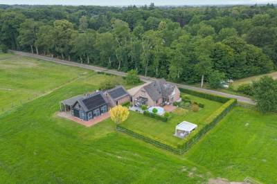 Woning Rhienderensestraat 49 Hall