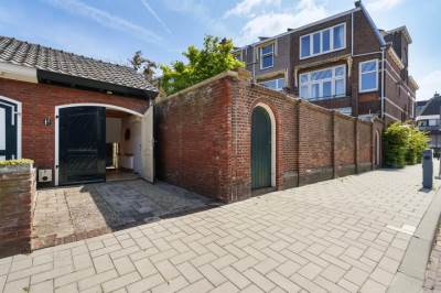 Garage Van Beuningenstraat 1C Den Haag