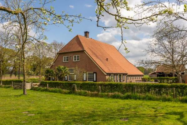 Woning Oelerschoolpad 2 Hengelo (OV)