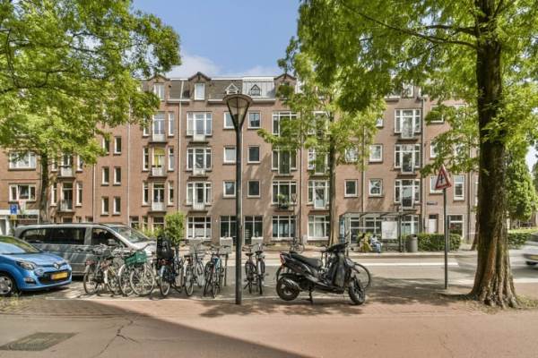 Woning Molukkenstraat 614 Amsterdam