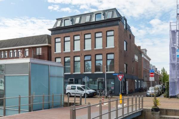 Woning Spoorsingel 44 Delft
