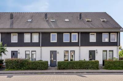 Woning Chris Lebeaustraat 4 Deventer