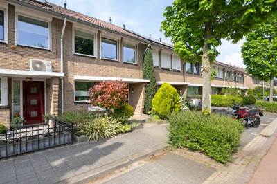 Woning Jan van Almondestraat 76 Poortugaal