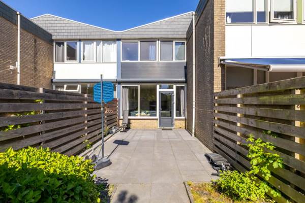 Woning Ten Oeverlaan 24 Groningen