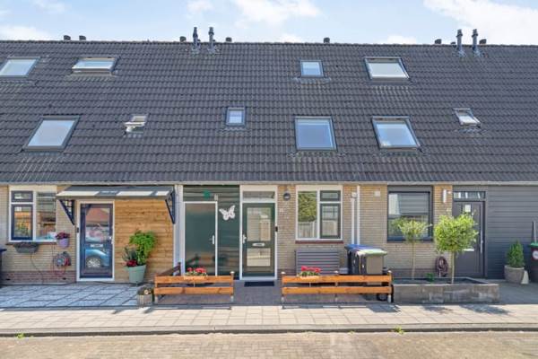 Woning Fie Carelsenstraat 18 Spijkenisse
