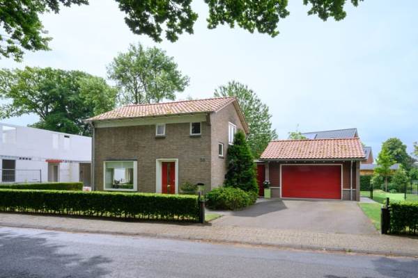 Woning Dorpsstraat 58 Hall