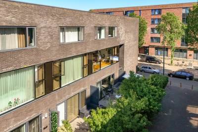 Woning Cor van Weelehof 1 Amsterdam