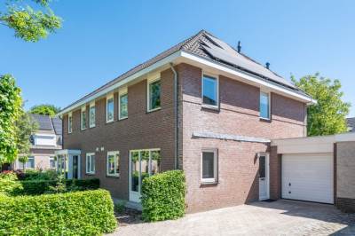 Woning de Ambachten 129 Heeze