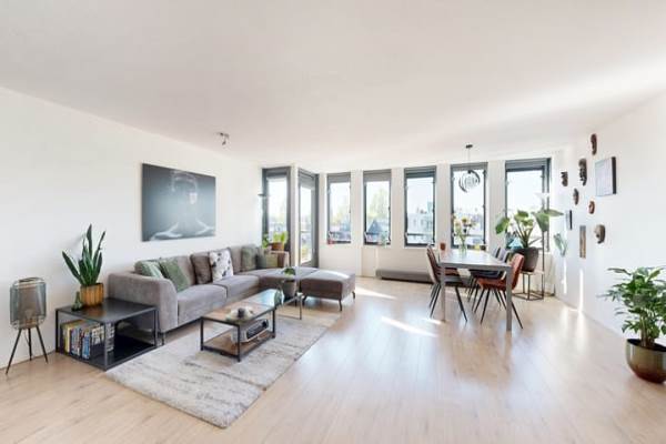 Woning Valkenburgerstraat 42D Amsterdam