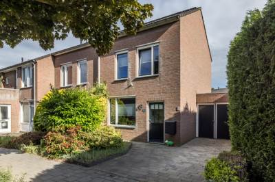 Woning De Uithof 19 Sint Geertruid