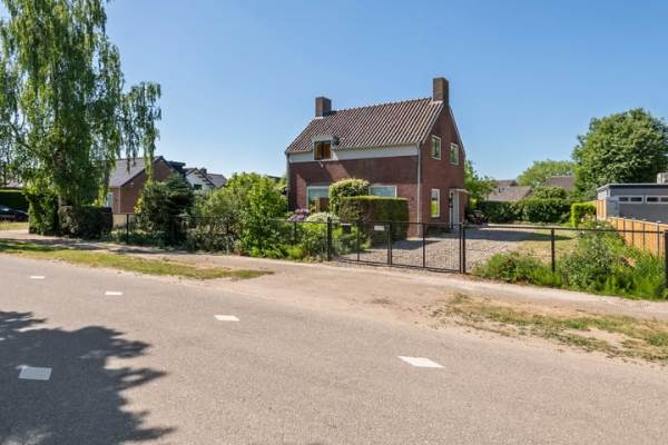 Woning Tielseweg 3 Kerk-Avezaath (Gem. Buren)