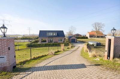 Woning Bloemendaalse Zeedijk 55A Lage Zwaluwe