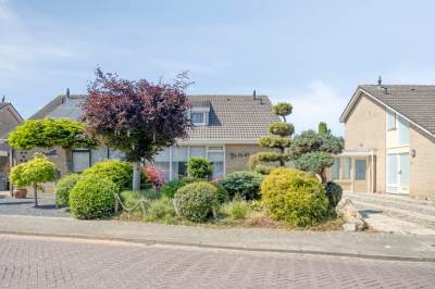 Woning Burg. Dittersstraat 19 Beneden-Leeuwen