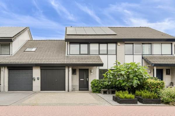Woning Wiardi Beckmanhof 35 Oosterhout (NB)