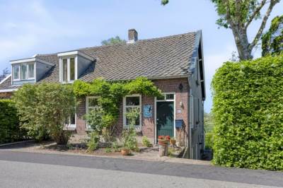 Woning Waalbandijk 40 Gameren