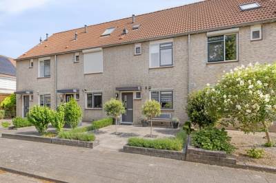 Woning Prins Bernhardlaan 48 Middelharnis