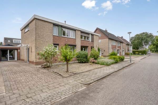 Woning Lindenlaan 66 Bunde