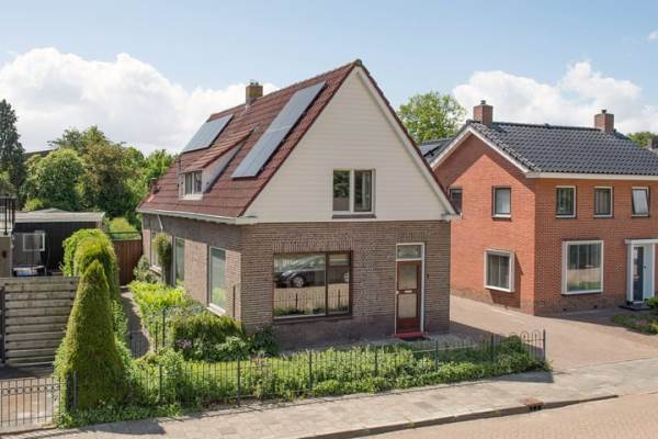 Woning Vredeveldseweg 8 Assen