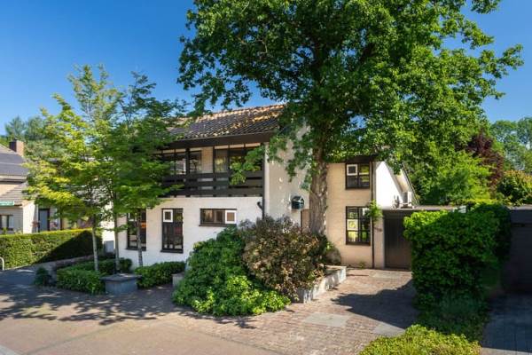 Woning Honingzwam 110 Alphen aan den Rijn