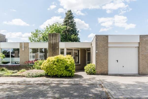 Woning Harrie van Vlerkenstraat 13 Geldrop