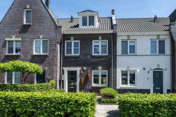 Woning Wilgenlaan 19 Dirksland