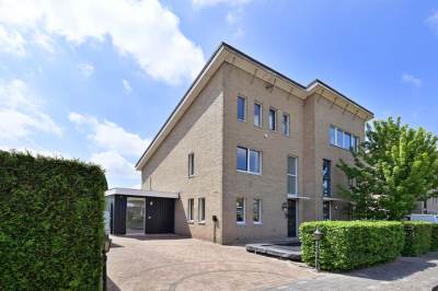 Woning Rousseaulaan 1 Huizen