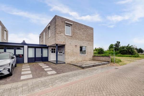 Woning Schaffelaarweg 2 Spijkenisse