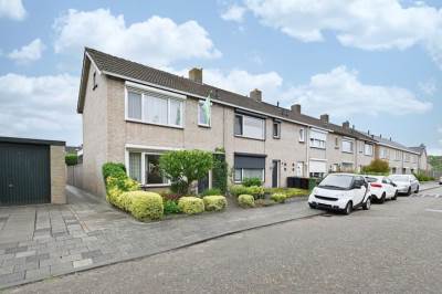 Woning Tjalkstraat 1 Oudenbosch