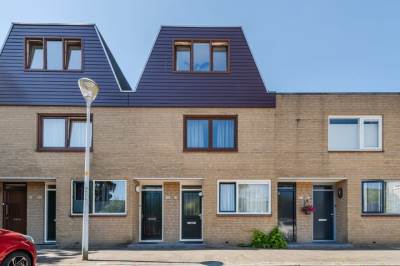 Woning Van den Berghlaan 479 Hoofddorp